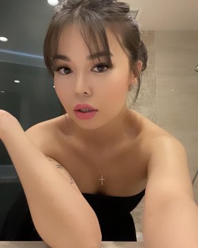 Jasmin95 from Ontario,Canada